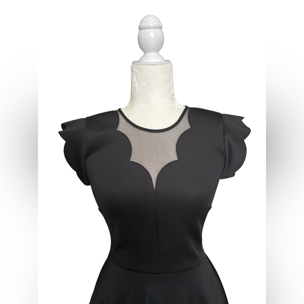 TED BAKER Sharlot Paneled Scallop Dress Black Size 0 (fits XS–S) - Picture 3 of 15